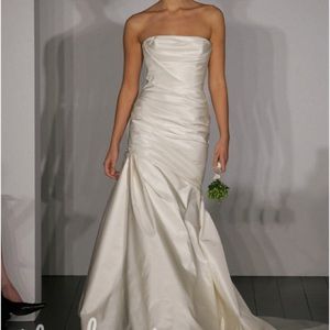 Amsale wedding dress ivory/taffeta